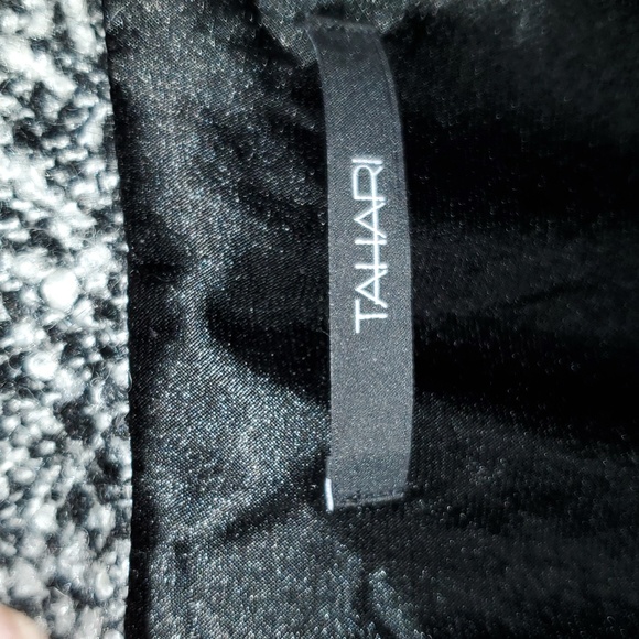 Tahari jacket - Picture 5 of 6